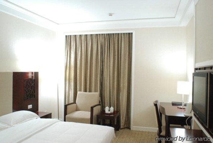 Beijing Post Hotel Room photo
